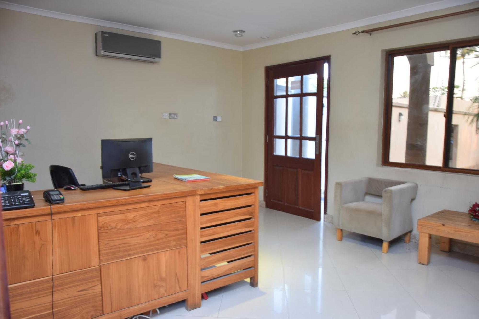 Хостел K27 Premier Backpackers Дар-эс-Саламе Экстерьер фото