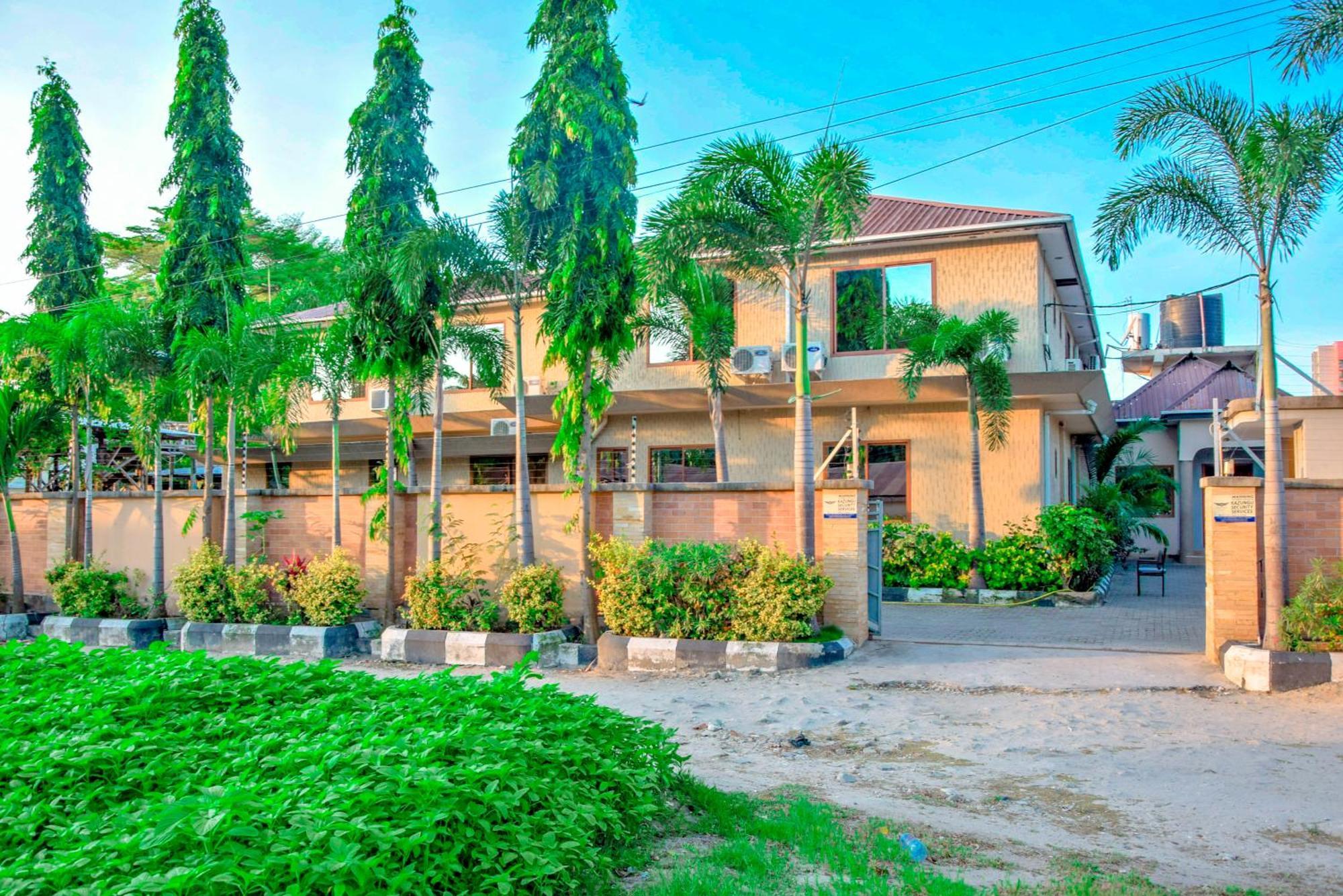Хостел K27 Premier Backpackers Дар-эс-Саламе Экстерьер фото
